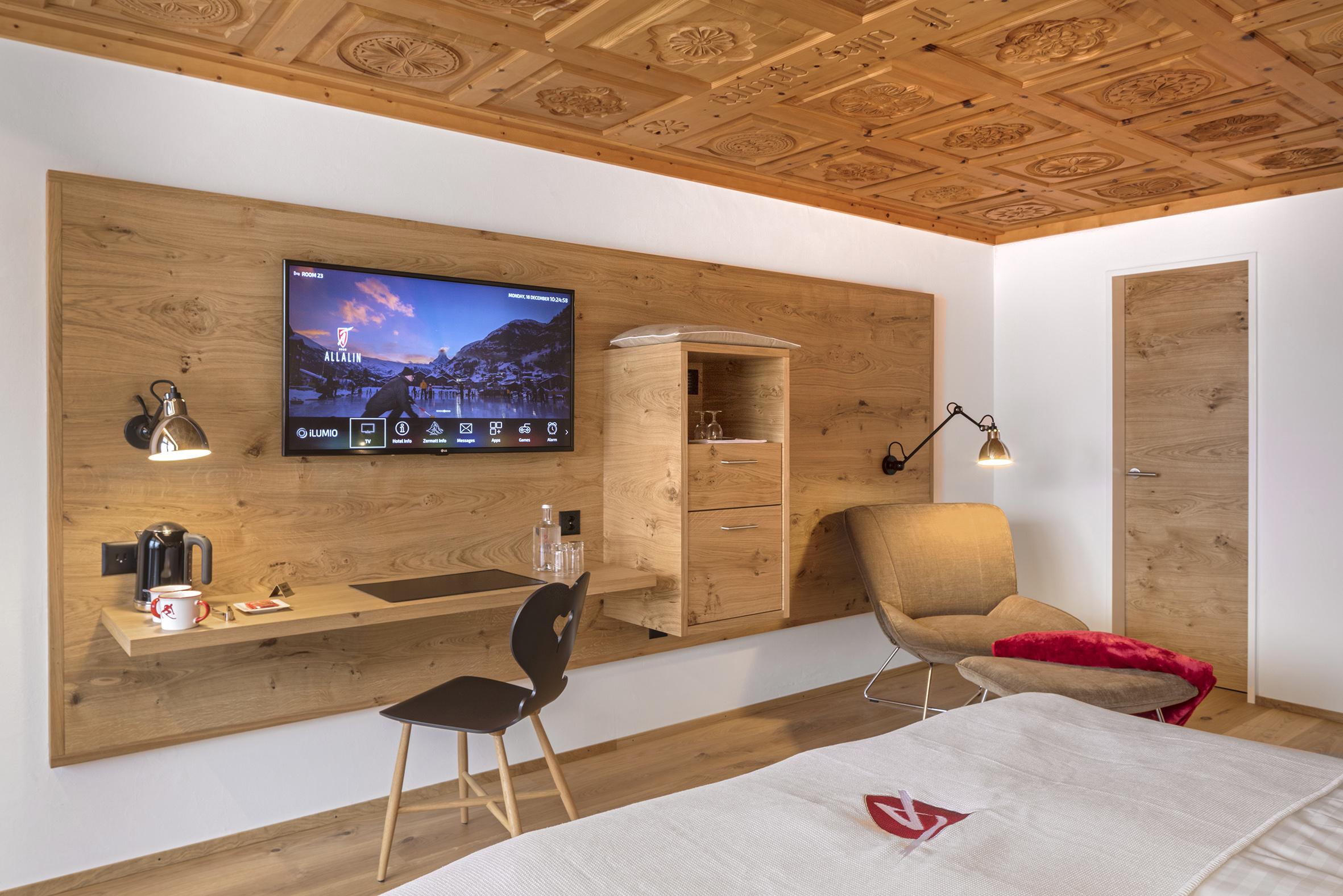 Swiss Alpine Allalin 4*