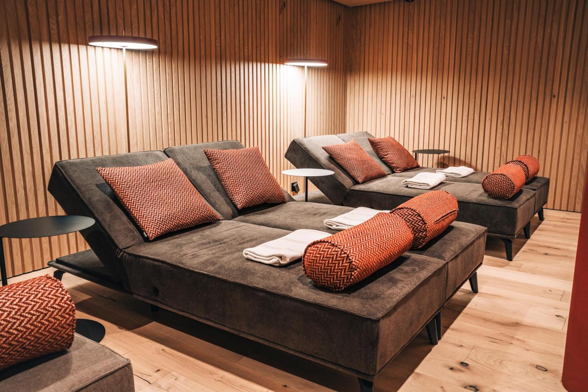 Swiss Alpine Allalin 4*