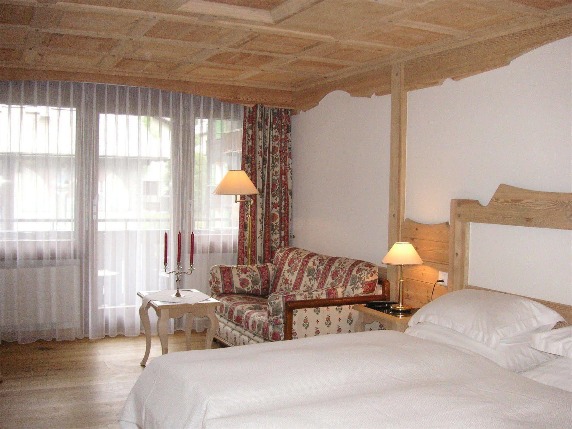 Swiss Alpine Allalin Hotel Zermatt