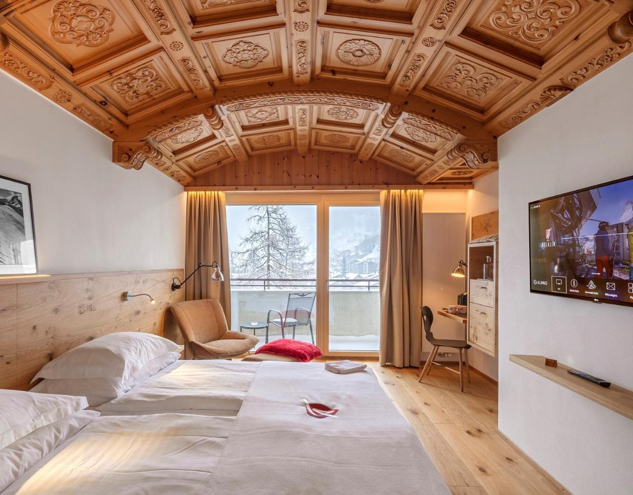 Swiss Alpine Allalin 4*
